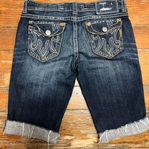 MEK Denim Shorts with accent Stitching Sz 28” waist